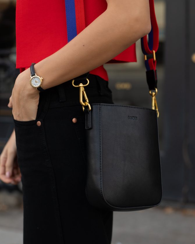 The Essential Crossbody - Black - Image 4