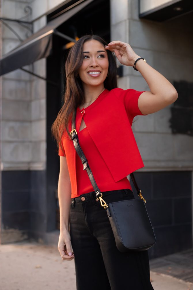 The Essential Crossbody - Black - Image 3